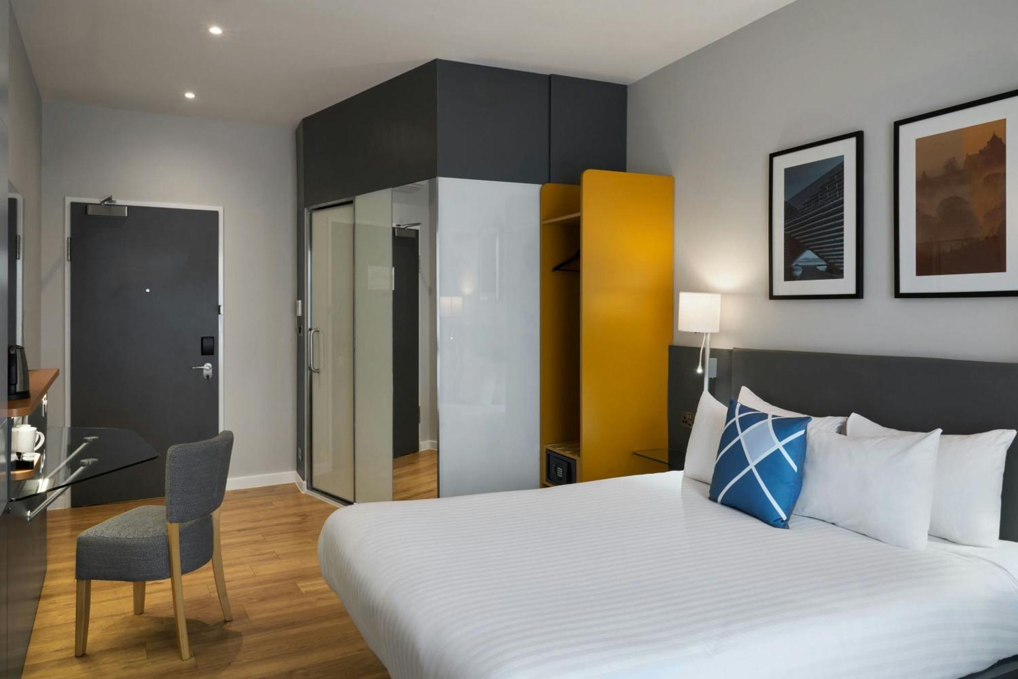 Four Points Flex By Sheraton Hotel 3*
